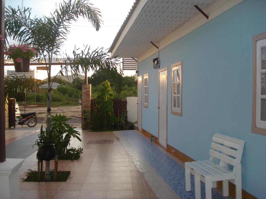 Hotel Baan Lom Talay Hua Hin Exterior foto